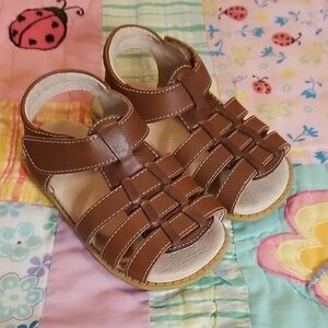 Livie & Luca Brown Leather Sandals Size 9 Finn Excellent condition